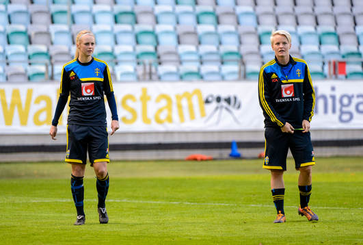 Sveriges Amanda Ilestedt och Nilla Fischer