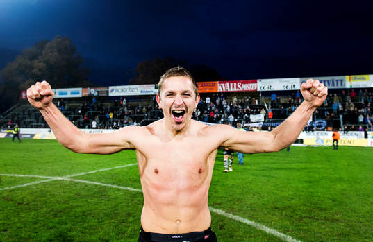 Landskrona BOIS Fredrik Olsson jublar