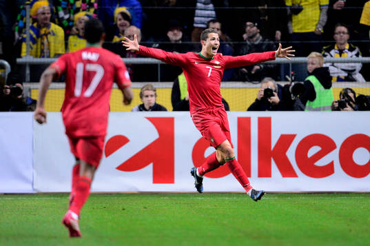 Portugals Cristiano Ronaldo jublar