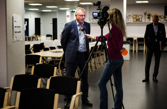Malmö FFs VD Per Nilsson håller presskonferens och gör
