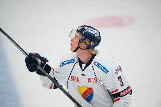 Djurgårdens Samuel Löfquist  i ishockeymatchen i