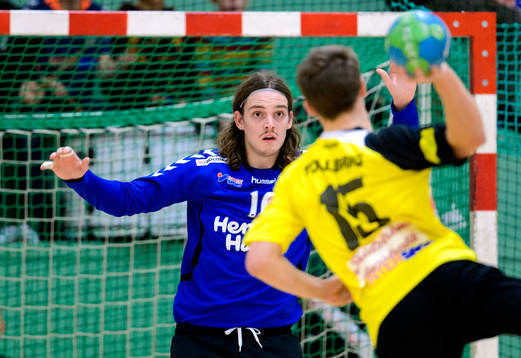 Önnereds målvakt Adam Krantz