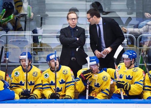 Sveriges förbundskapten Pär Mårts och assisterande