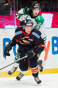 Djurgårdens Samuel Lofquist  och Rögles Daniel Sylwander