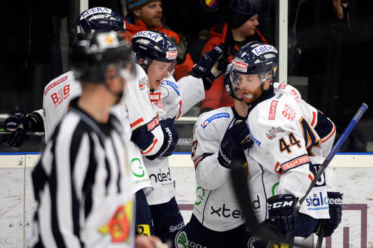 Djurgårdens Dustin Johner jublar