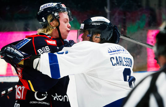 Djurgårdens Samuel Lofquist  i bråk med Karlskogas