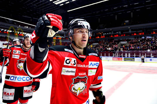 Malmö Redhawks Joey Tenute jublar