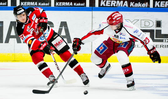 Malmö Redhawks Calle Andersson och Almtunas Jesper