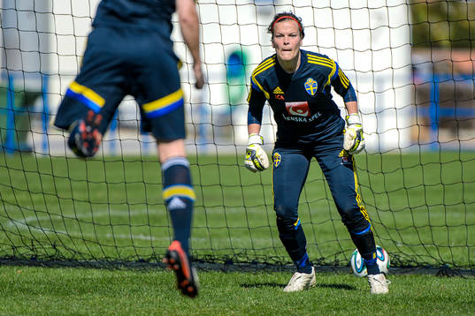 Sveriges målvakt Stéphanie Öhrström på en träning