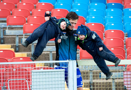 IFK Göteborgs Lasse Vibe hämtar sina söner
