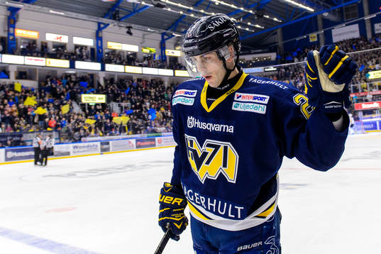 s Eric Christensen jublar