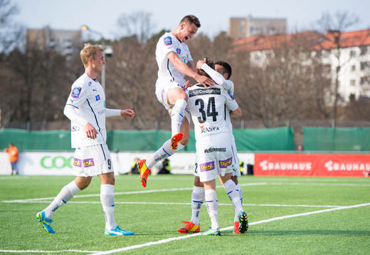 Kalmars Melker Hallberg jublar med Måns Söderqvist