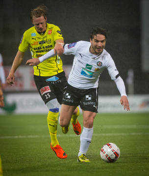 Örebros Nordin Gerzic och Mjällbys Anton Dahlström