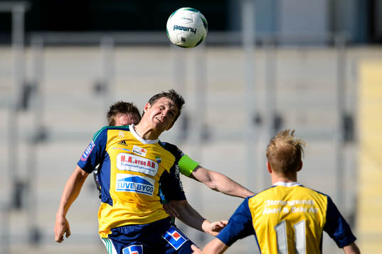 Ljungskiles Hannes Stiller i nickduell