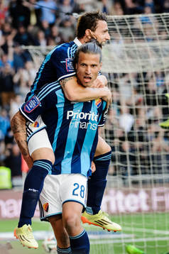 Djurgårdens Aleksandar Prijovic och Erton Fejzullahu jublar