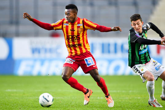 Syrianskas Success Chimankpa Nwosu och GAIS Petri Zhubi