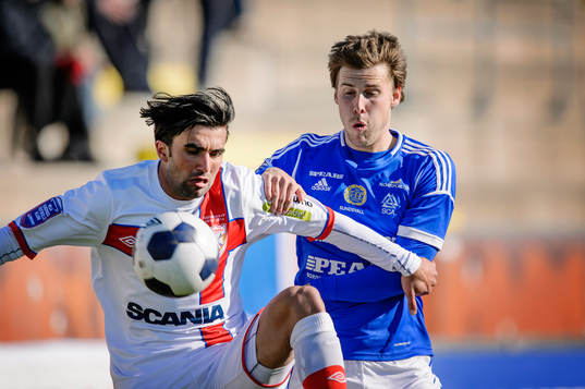 Assyriskas Alexander Nilsson och Sundsvalls Daniel Sliper