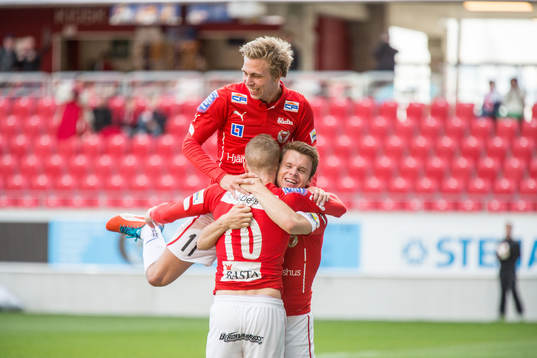 Kalmars Måns Söderqvist Kalmars Jonathan Ring och Kalmars