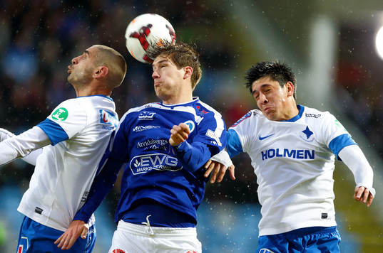 Nickduell med Norrköpings Rawez Lawan, Åtvidabergs Victor