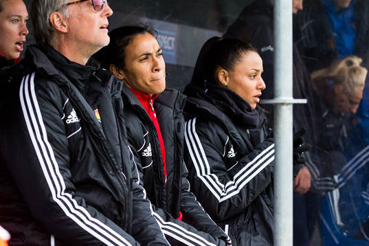 Tyresös Marta Vieira da Silva på bänken