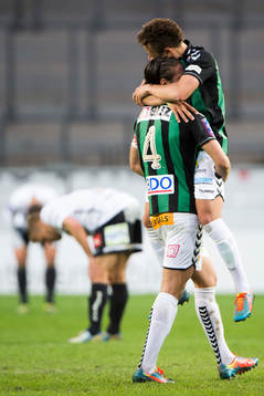 GAIS Mirza Mujcic och Malkolm Moenza jublar