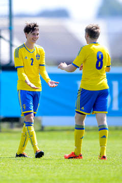Sveriges Sebastian Heaver och Alexander Arvidsson firar