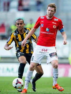 Häckens Walid Atta mot Kalmars David Elm