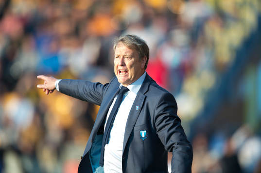 Malmös tränare Åge Hareide i den allsvenska matchen mellan Mjällby och Malmö FF i Hällevik 22 maj  2014.