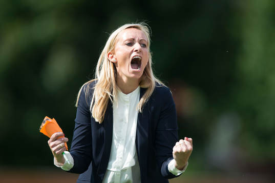 Kristianstads tränare Elisabet Gunnarsdottir jublar när slutsignalen ljuder i matchen i damallsvenskan mellan Kristianstad och Umeå i Kristianstad 25 maj  2014.
