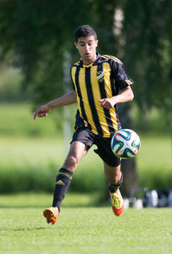  IFK Hässleholms Laif Mirée i matchen i juniorallsvenskan mellan IFK Hässleholm och Högaborg i Hässleholm 25 maj  2014.