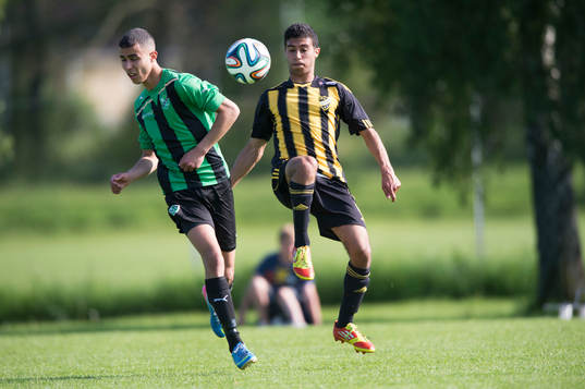  IFK Hässleholms Laif Mirée i matchen i juniorallsvenskan mellan IFK Hässleholm och Högaborg i Hässleholm 25 maj  2014.