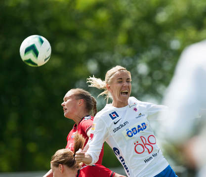 Örebros Elin Magnusson och Kristianstads Therese Andersson