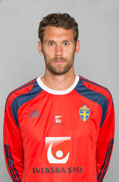 Sveriges fotbollsspelare Andreas Isaksson poserar för ett porträtt den 30 maj 2014 i Stockholm.