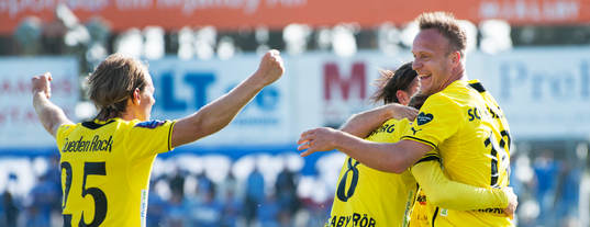 Mjällbys inhoppare Robin Strömberg gjorde 1-0 på