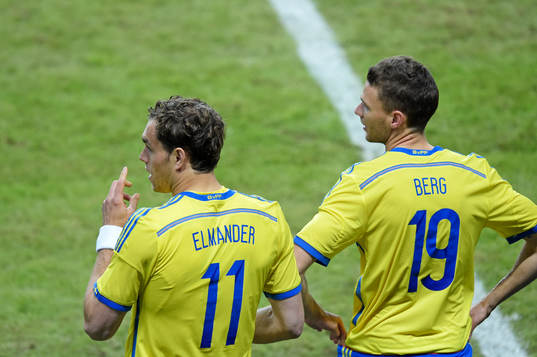 Sveriges Johan Elmander och Marcus Berg byttes in i andra halvlek
