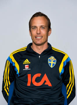 U21 Sveriges Fredrik Bergström, Läkare poserar för ett porträtt