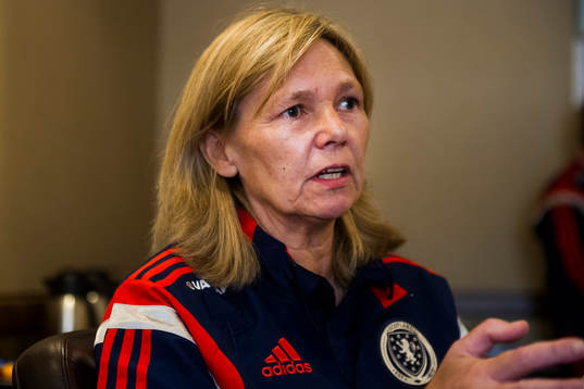 Skottlands förbundskapten Anna Signeul