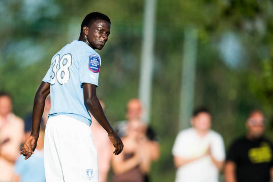 Malmö FFs provspelare Osseynou Ndiaye