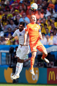 Chiles Felipe Gutierrez och Hollands Arjen Robben