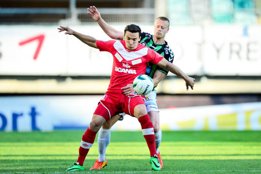 Assyriskas Admir Aganovic och GAIS Björn Andersson