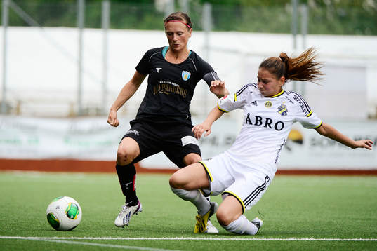 Göteborgs Marlene Sjöberg och AIKs Eldina Ahmic
