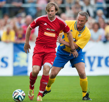 Andreas Andersson och Patrik Andersson  i jubileumsmatchen VM-laget 1994 i Grevie 29  juni.