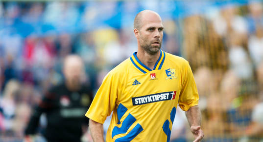 Teddy Lucic  i jubileumsmatchen VM-laget 1994 i Grevie 29  juni.