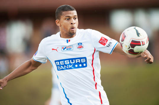 Helsingborgs Osman Sow  i träningsmatchen i fotboll mellan Helsingborg och Kalmar i Bromölla 30 juni.
