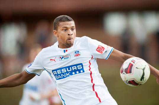 Helsingborgs Osman Sow i träningsmatchen i fotboll mellan Helsingborg och Kalmar i Bromölla 30 juni.