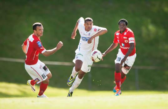 Helsingborgs Osman Sow  i träningsmatchen i fotboll mellan Helsingborg och Kalmar i Bromölla 30 juni.