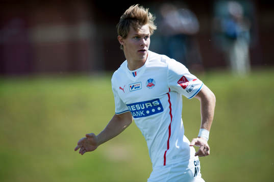 Helsingborgs Emil Krafth i träningsmatchen i fotboll mellan Helsingborg och Kalmar i Bromölla 30 juni.
