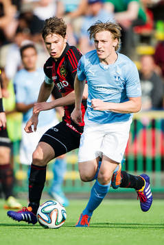 Brommapojkarnas Jesper Karlström och Malmö FFs Emil Forsberg