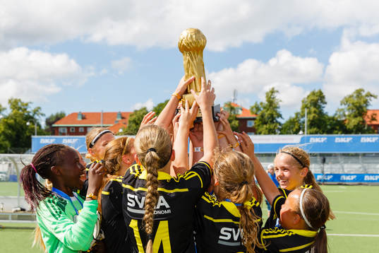 Final i G12, AIK FF vinner över JSSL Arsenal Singapore