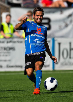 Halmstads Kristinn Steindorsson med bollen